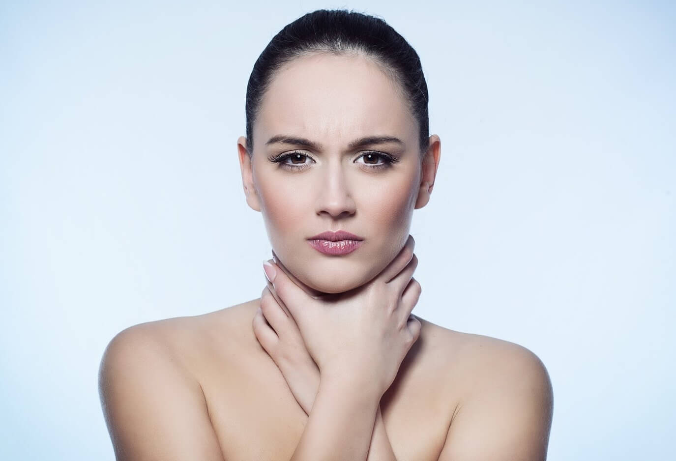 Быстрая помощь при боле в горле, или как предотвратить серьёзные последствия