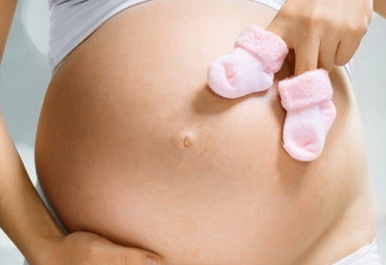 Чем лечить боль в горле в разные периоды беременности