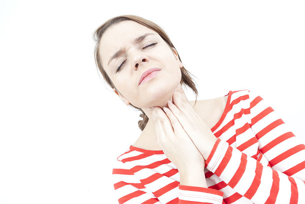 Что делать, если больно и трудно глотать?